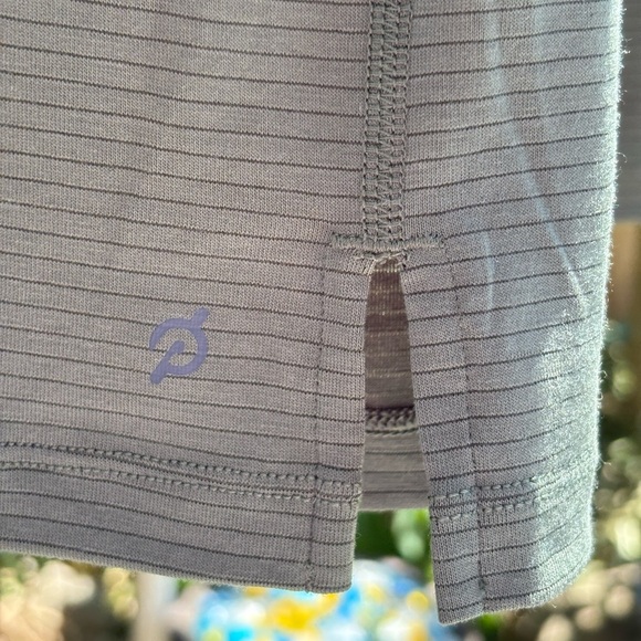 Peloton Olive Vented Striped Active Tee Size XL - Picture 6 of 8
